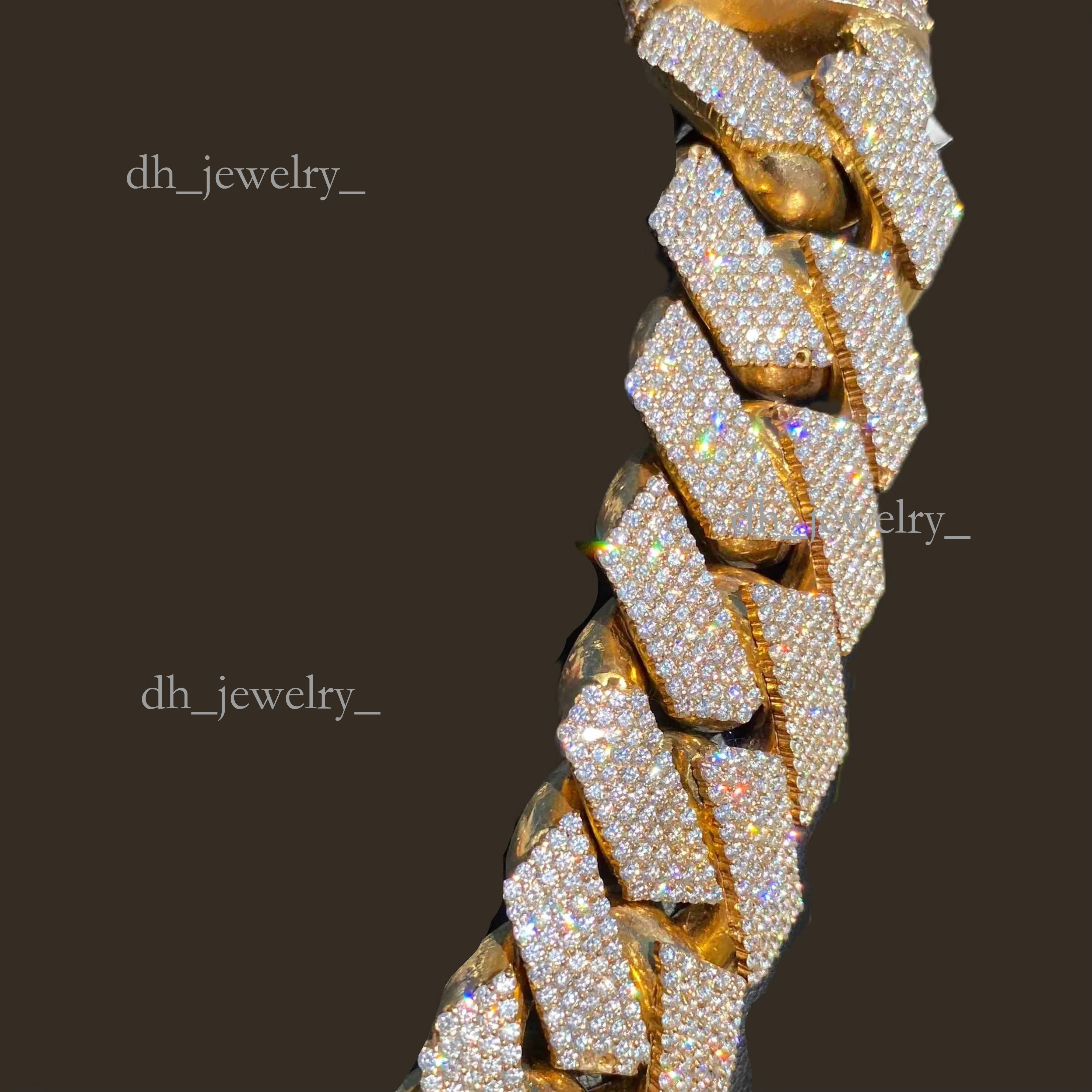 Custom 550 grams Sier Cuban Link Chain Big Rappers Hip Hop Style with Moissanite Dias Yellow Gold Material for Gift