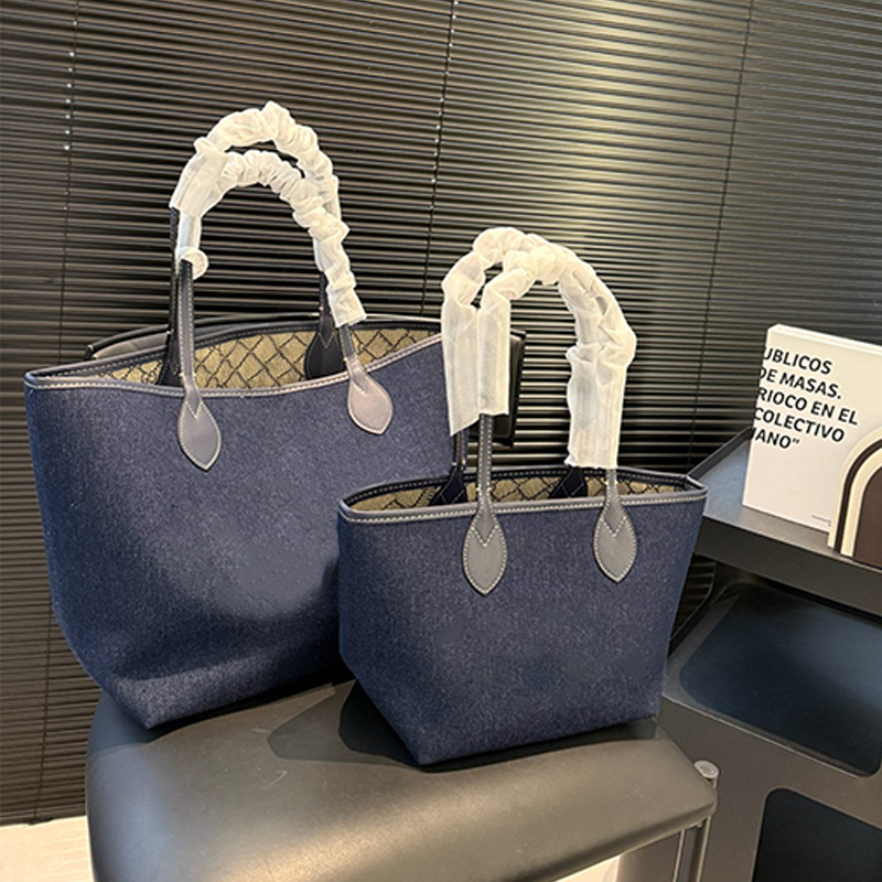 Large-capacity shopping bag retro bucket bag classic monogram pattern luxury designer bag women's single-shoulder bag high-end handbag fashion commuting bag