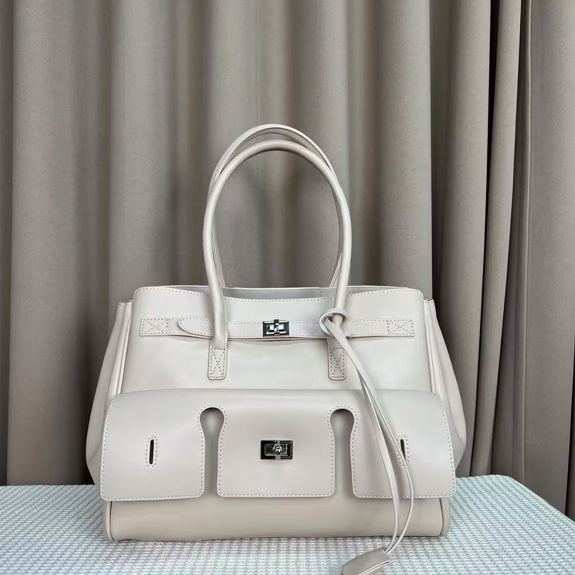 leather womens tote bag 2025 new highend fashion simple and versatile commuter hand large capacity shoulder