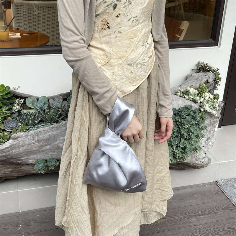 Dinner Bag Ins Canvas For Women Artistic And Leisure Appearance Niche Handheld Bag High Quality Banquet Bag KQ