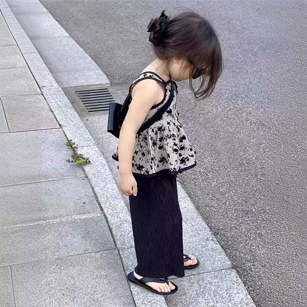 Girls' Wide Leg Out… - image