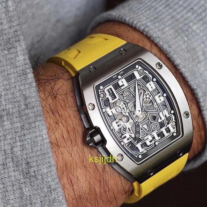 Luxury Wristwatch Mens Watches 67-01/67-02 Automatic Mechanical Watch Yellow White Blue Shark Fin Rubber Strap