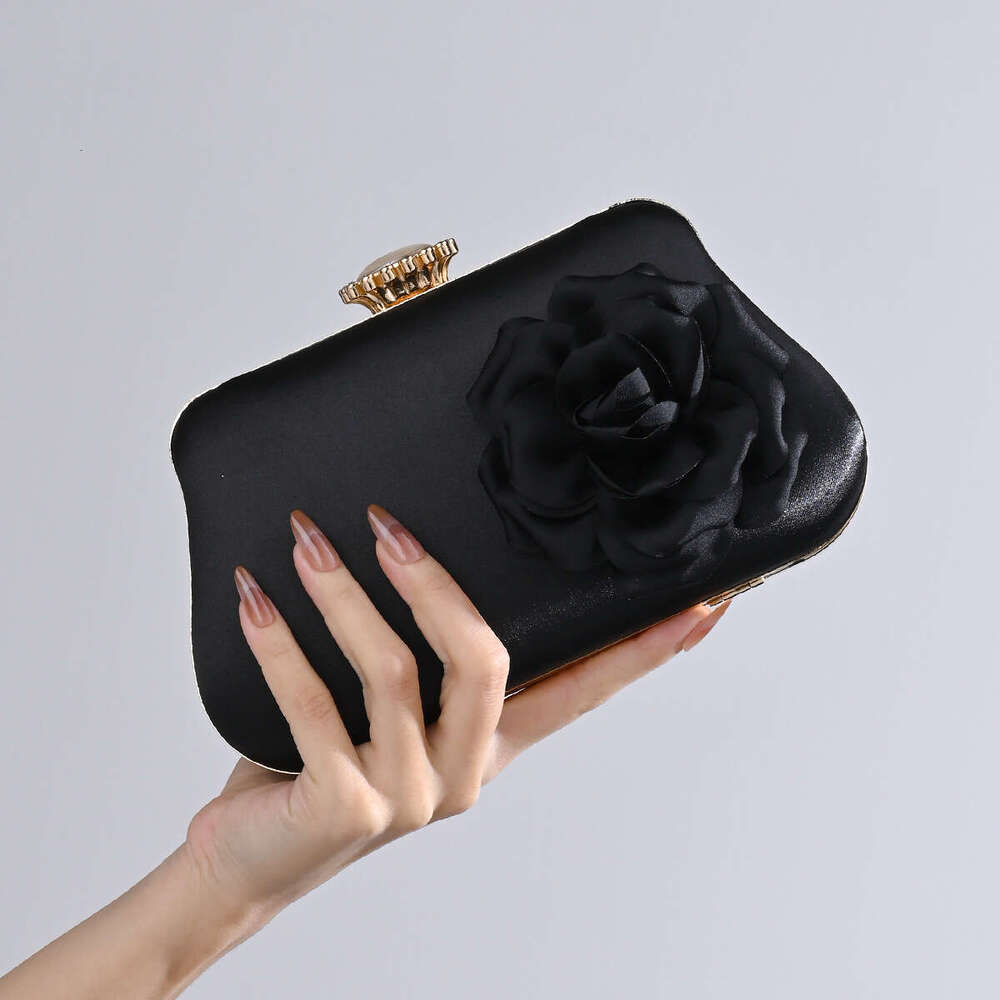 Dinner Bag Dinner Bag New Silk Flower Dinner With Temperament One Shoulder Diagonal Cross Niche Design Hand Held Dress Evening Bag KQ KQ