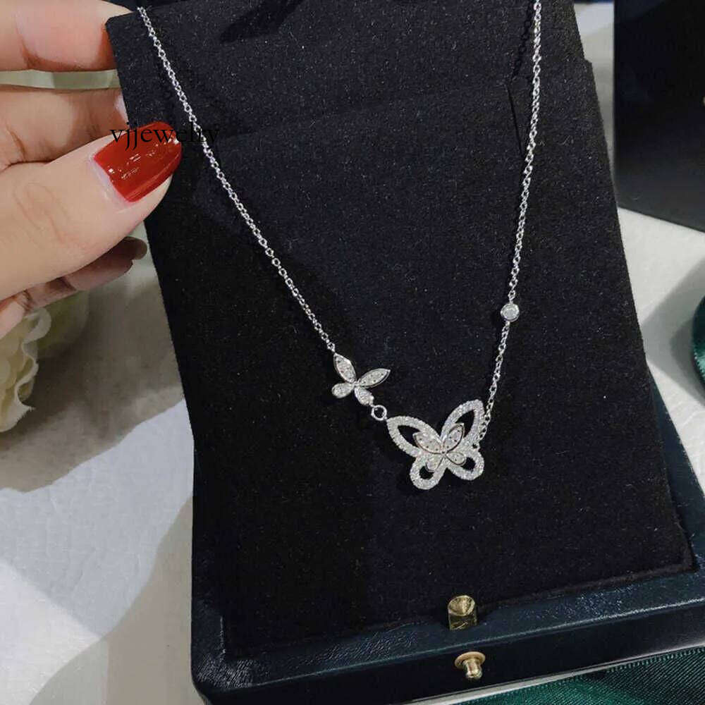 Fashion Sweeess S Sier Butterfly Necklace Women Elegant Temperament Moissanite Shining Popular Brand Jewelry Luxurious