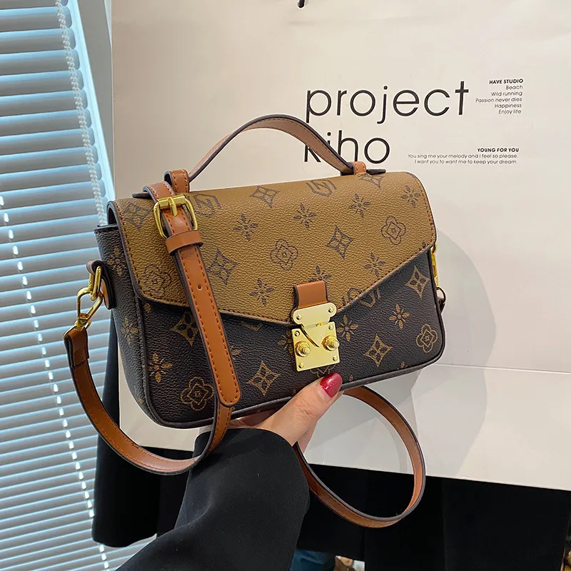 free shipping 2025 new designer shoulder bags for womans ladies flap handbag fashion printing black girl woman crossbody Bag