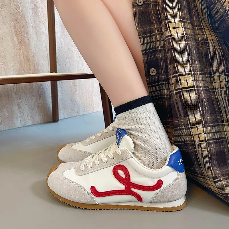 Free shipping 2025 new hot designer Casual shoes for woman flat sneakers white sport outdoor training womens shoes Pink yellow blue red