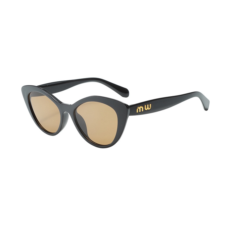 2025 Summer Hot Selling Free Shipping Fashion Designer Retro Cat Eye Sunglasses Fashion Versatile Sunglasses women black color
