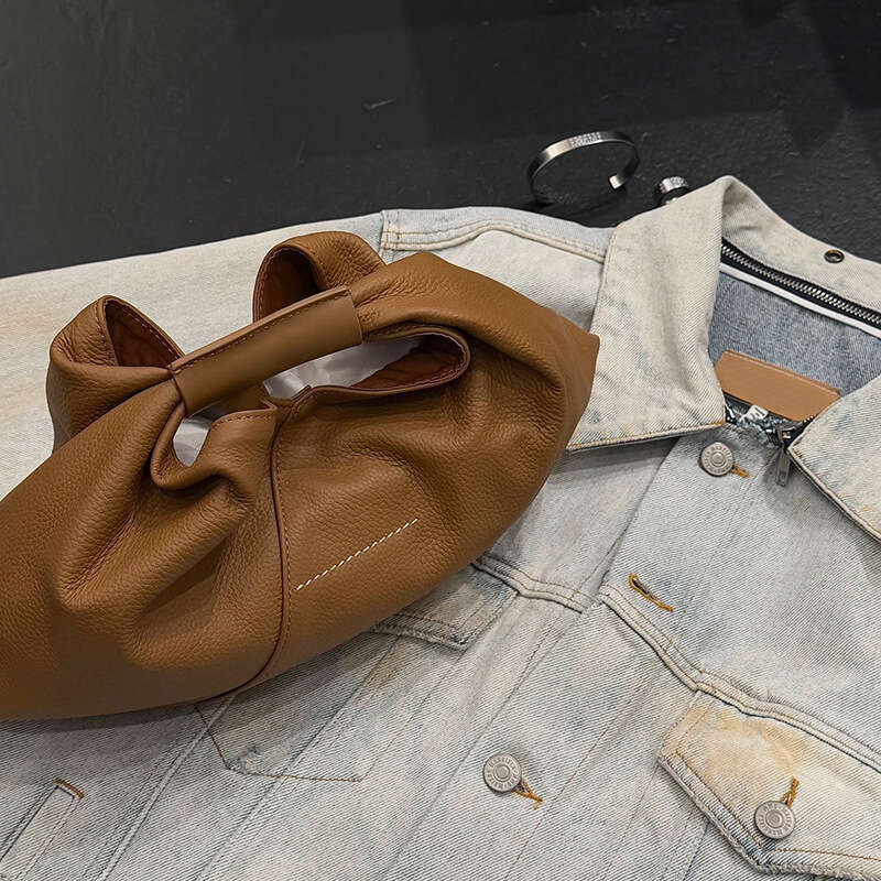 Dinner Bag Instagram Influencer S Casual And Versatile Letter Dumpling Hand Held Small Mobile Phone Dinner Bag Women S Bag KQ
