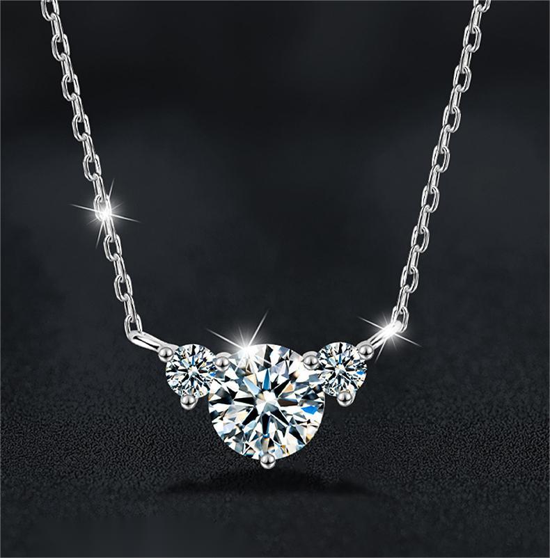 S925 Silver Moissanite Heart Necklace for Women, Versatile Elegant Pendant, Simple & Stylish Clavicle Chain Jewelry