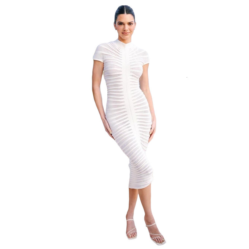 Feng 2023 Autumn New Womens Fashion Short Sleeve Round Neck Slim Fit Wrap Hip Style Design Sense Dress for Women