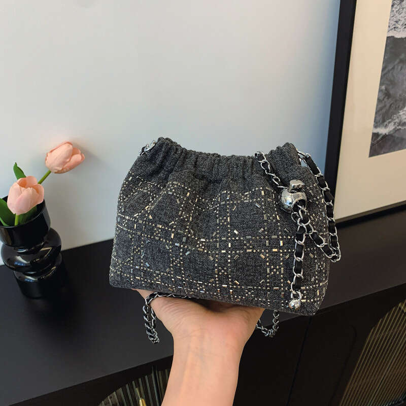 Dinner Bag Dinner Bag Wrinkled Underarm Small Women New Fashionable Denim Bright Diamond Bucket For Autumn And Winter Versatile Chain Crossbody Bag KQ