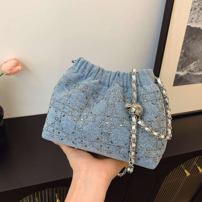 Dinner Bag Dinner Bag Wrinkled Underarm Small Women New Fashionable Denim Bright Diamond Bucket For Autumn And Winter Versatile Chain Crossbody Bag KQ