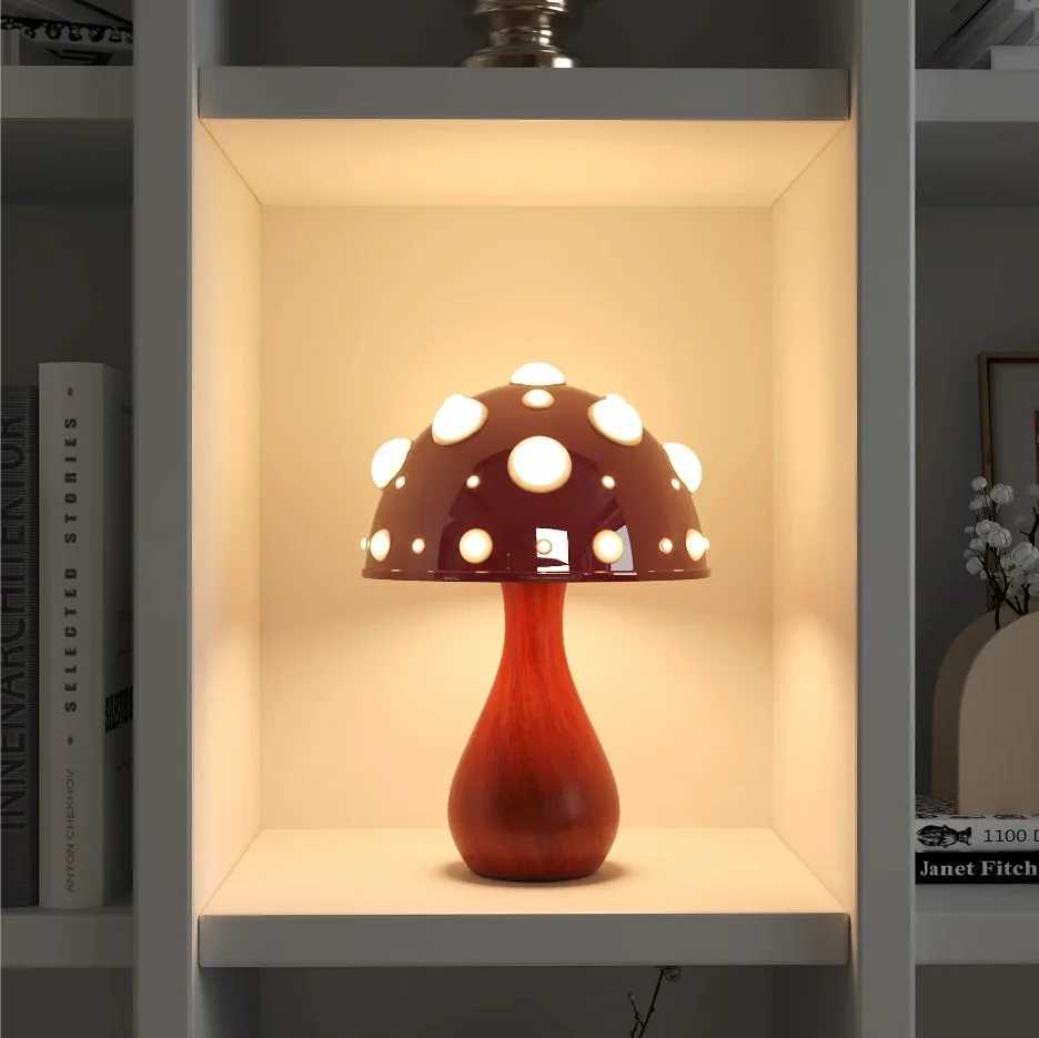 Amanita mushroom lamp with LED tri color bulb AC or USB warm light biomimetic flying agar table lamp suitable for Livingroom Bedside hotel Z250508
