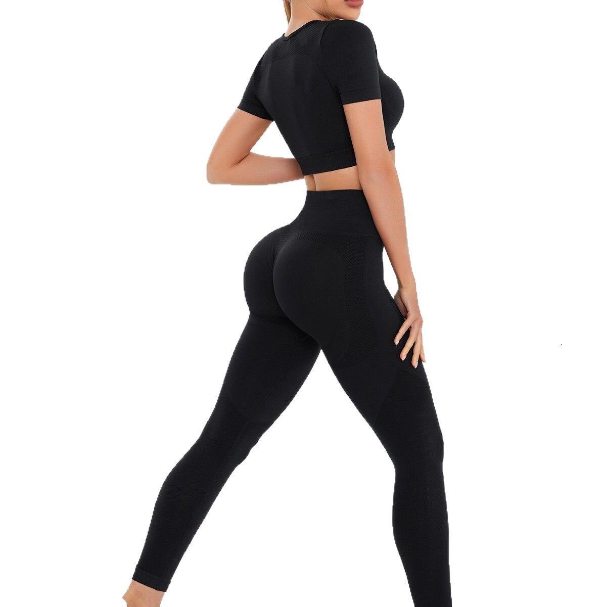 Women's new seamless knitted hip exercise fitness short sleeved pants yoga set