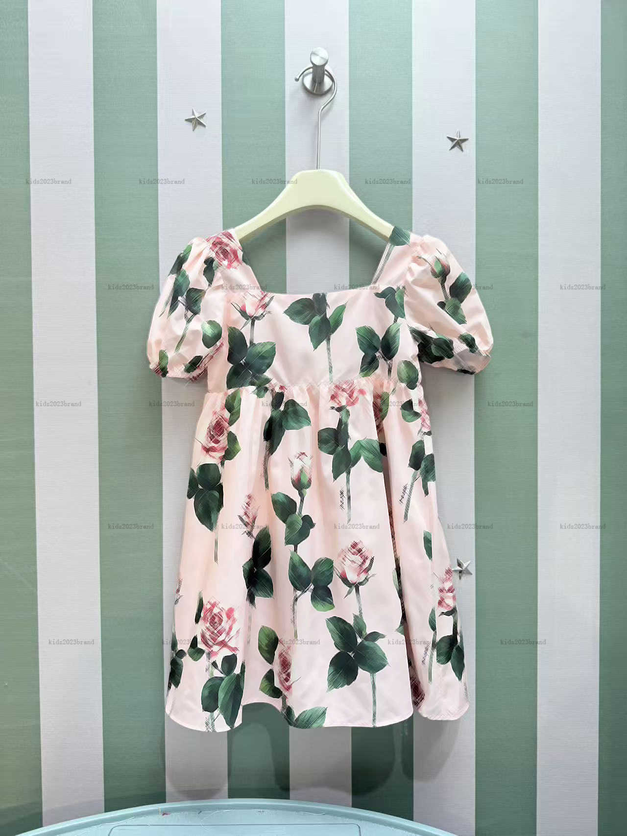 New girls dress Colorful flower print Princess dress kids designer clothes Summer U-collar design baby skirt A001X01N178