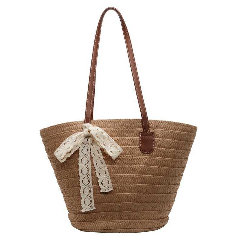 French style artistic beach grass woven shoulder bag for women with a sense of luxury, large capacity for versatile commuting, vegetable basket tote b