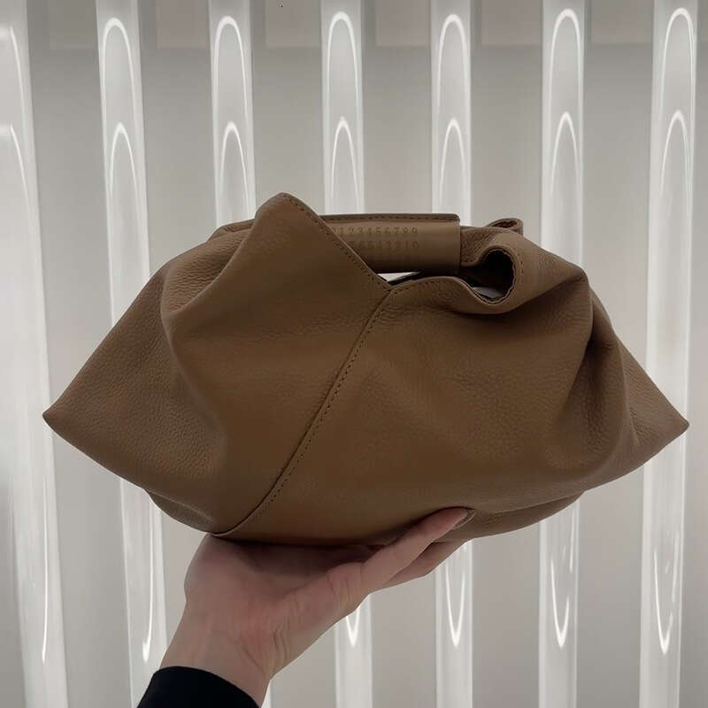 Dinner Bag Instagram Influencer S Casual And Versatile Letter Dumpling Hand Held Small Mobile Phone Dinner Bag Women S Bag KQ