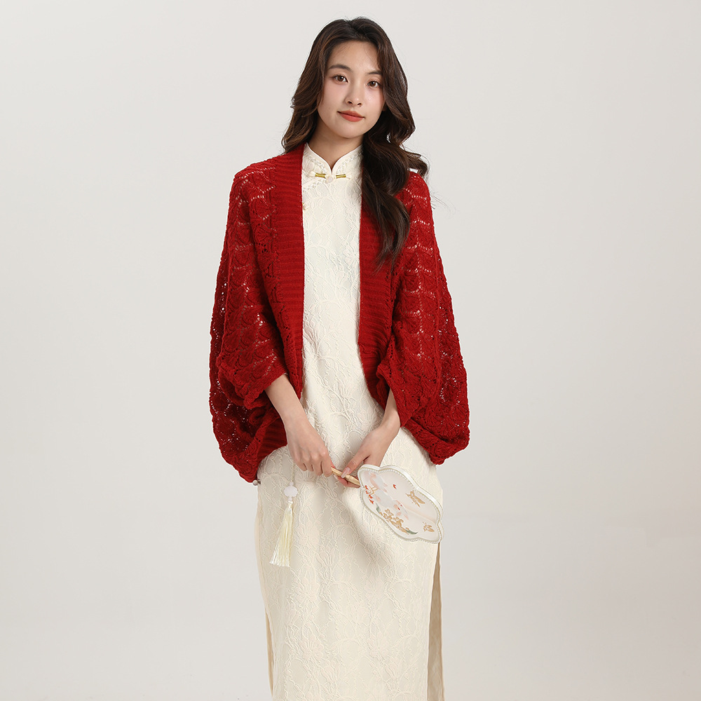 K650 2024 spring Chinese cheongsam exterior shawl simple niche young shell hollow shawl thin long sleeves