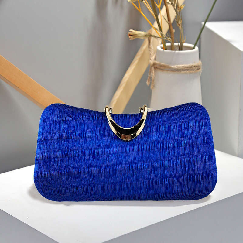 Dinner Bag Dinner Bag New Dinner With Niche High End Pleated Design Fashionable Hand Held Bill Of Lading Shoulder Bag KQ KQ