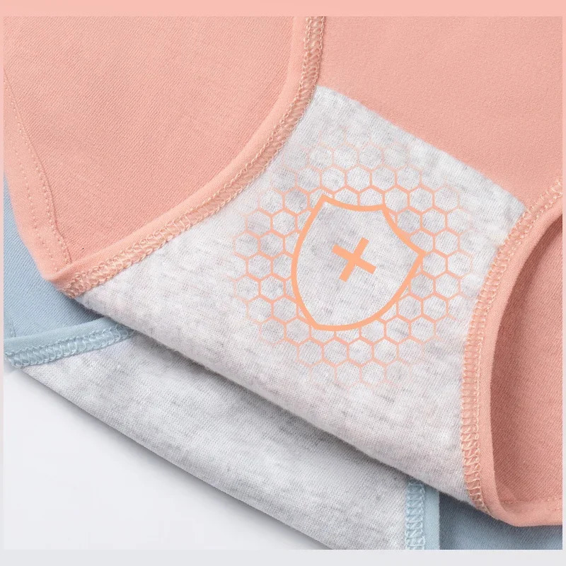 Childrens Underpants Daily Solid Pure Cotton Youngs Underwear Big Triangle Four Corner Student Shorts Maiden Girls 3 Pack 250508