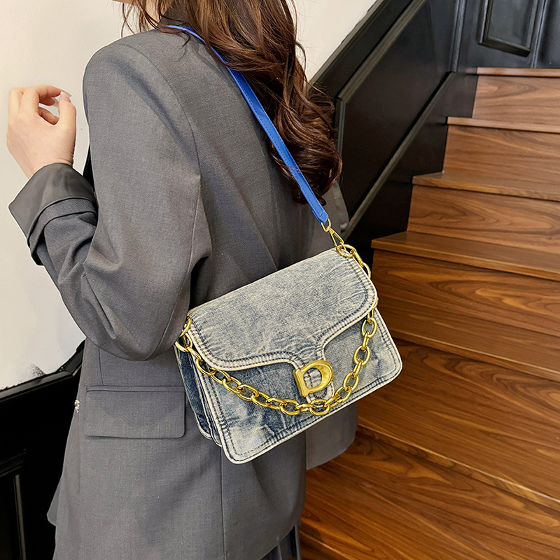 2025 Trendy Women's Denim Crossbody Bag - Premium Distressed Cowboy Tote with Detachable Chain Strap, Spacious Casual Shoulder Purse Hot Sale