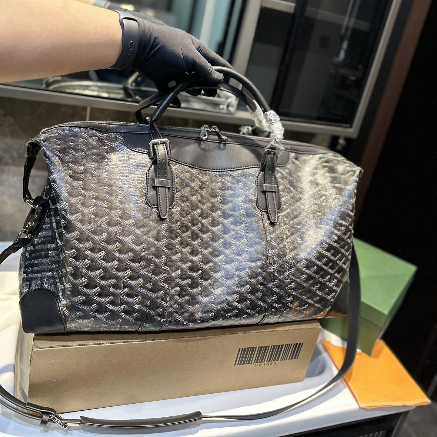 designer Luxury Designer BOEINGS mens duffle sports travel bags womens Genuine Leather tote trunk crossBody Shoulder Bag duffle bag 88