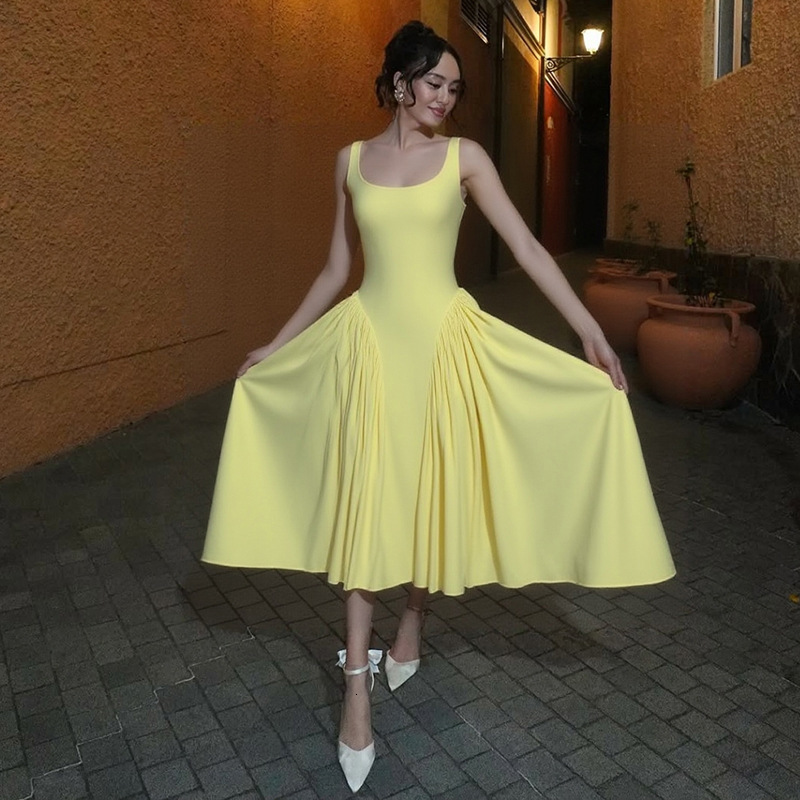 2025 Summer New long Dresses for Womens Clothing Elegant Temperament High Waist Slim Fit Solid Color Square Neck Suspender Dress