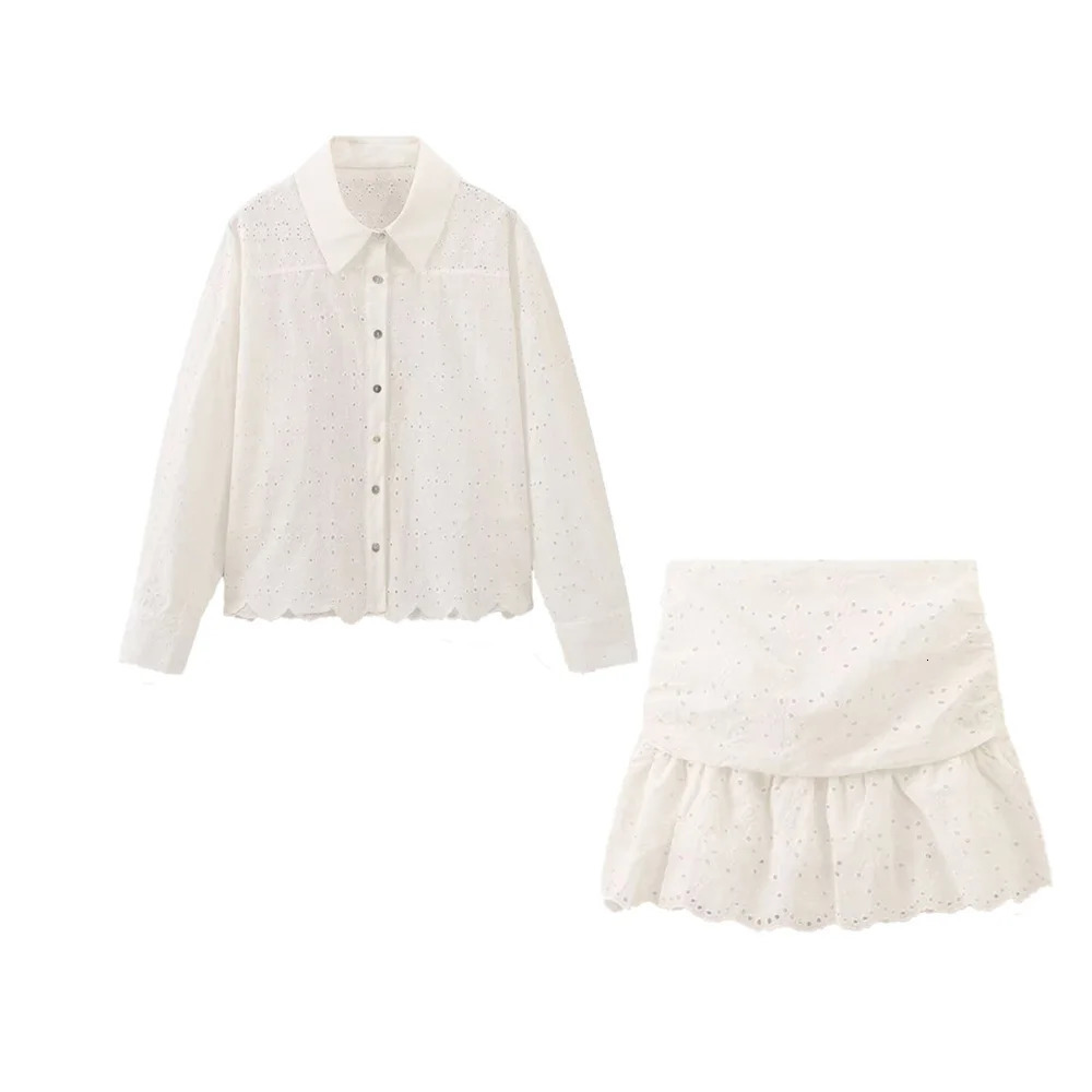 PB ZA2024 Summer Fashionable Casual Womens Long Sleeve Collar Hollow Embroidered Shirt Folding Short Set 250430Z