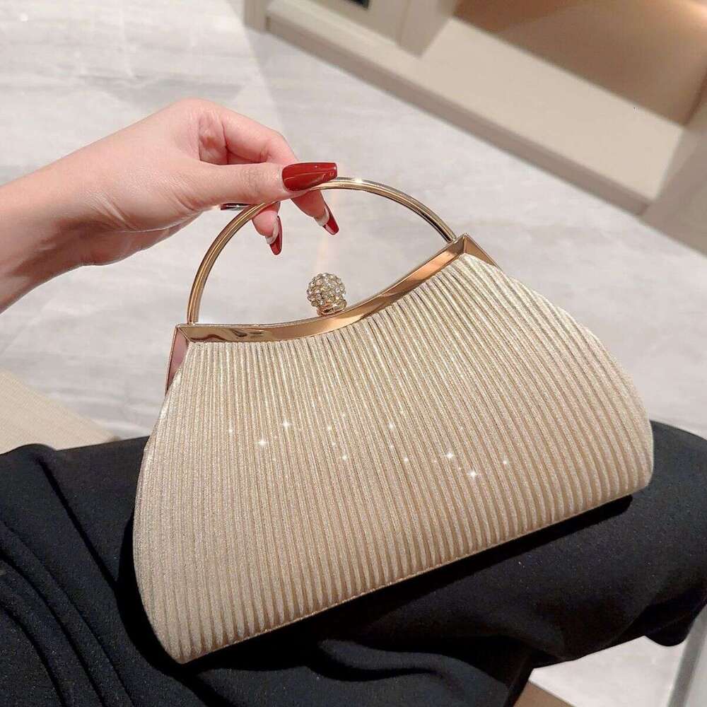 Dinner Bag Dinner Bag New Wrinkled Handbag Women S Dinner With Diamond Embedding Dress For Celebrity Qipao Banquet KTV Princess Bag KQ KQ