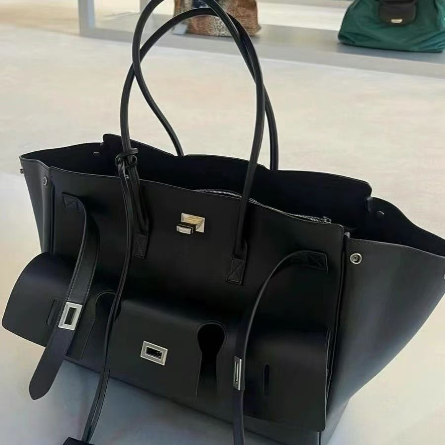 leather womens tote bag 2025 new highend fashion simple and versatile commuter hand large capacity shoulder