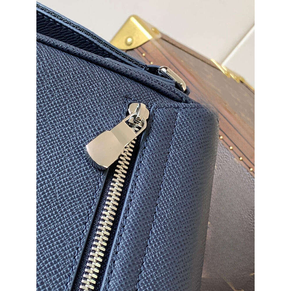 TOP Handbags Women Men Leather TRIO Messenger Bags Shoulder Make up Bag Designer Handbag Tote bag AAAAA