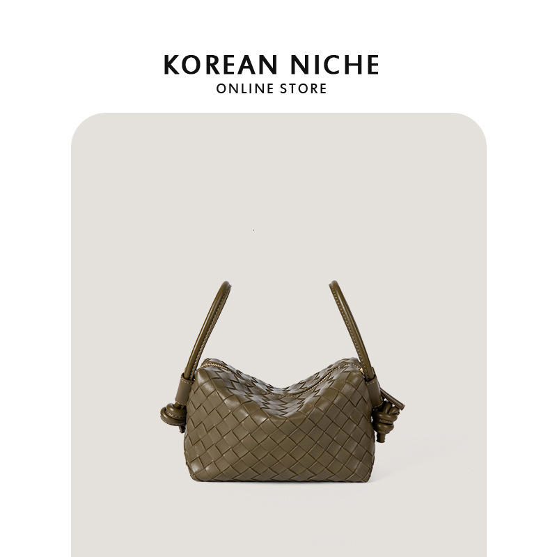 2025 new trend woven hand-held small square Korean version niche design versatile shoulder minimalist crossbody bag for women