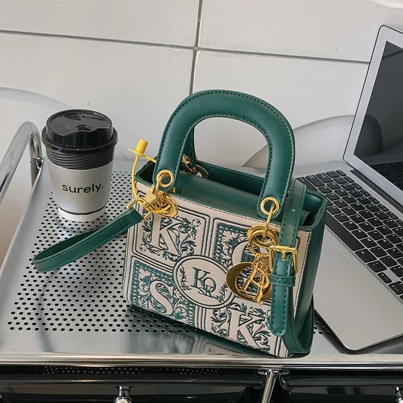 free shipping designer bag shoulder tote bags for womans ladies fashion embroidery casual handbag square crossbody bag