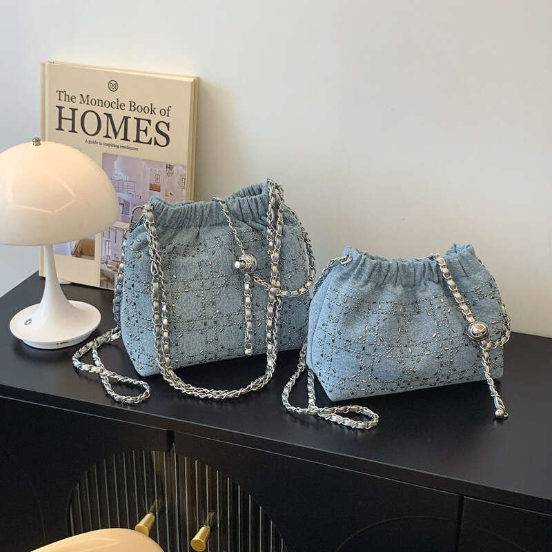 Dinner Bag Dinner Bag Wrinkled Underarm Small Women New Fashionable Denim Bright Diamond Bucket For Autumn And Winter Versatile Chain Crossbody Bag KQ