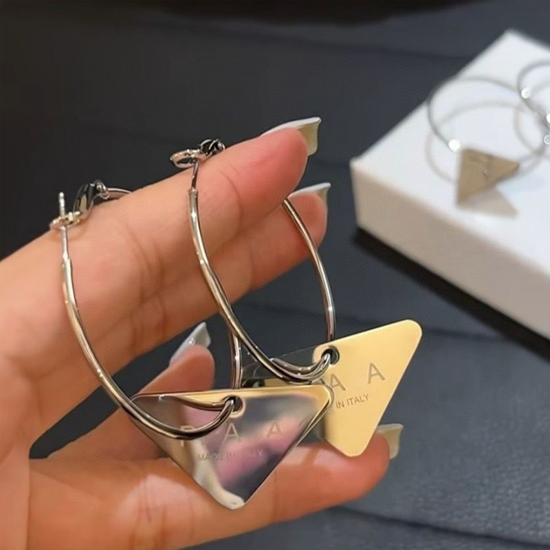 Titanium Steel Triangle Stud Earring Women Fashion Letter Earring for Gift Party