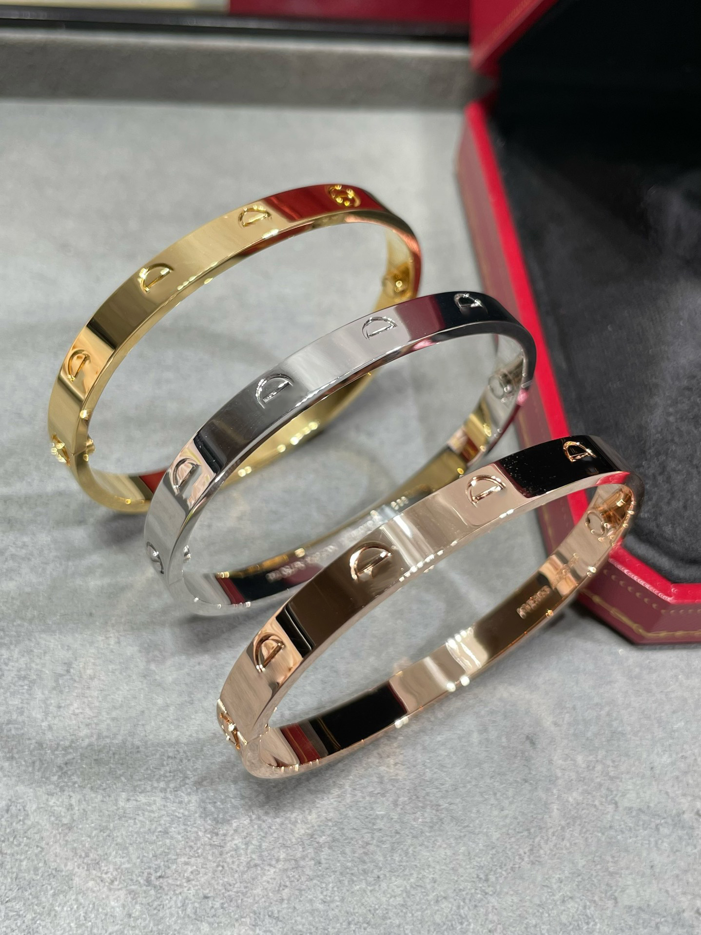 Designer Women Bracelet Couple High end Luxury Classic Fashion Christmas Birthday Gift Valentine Day CCC