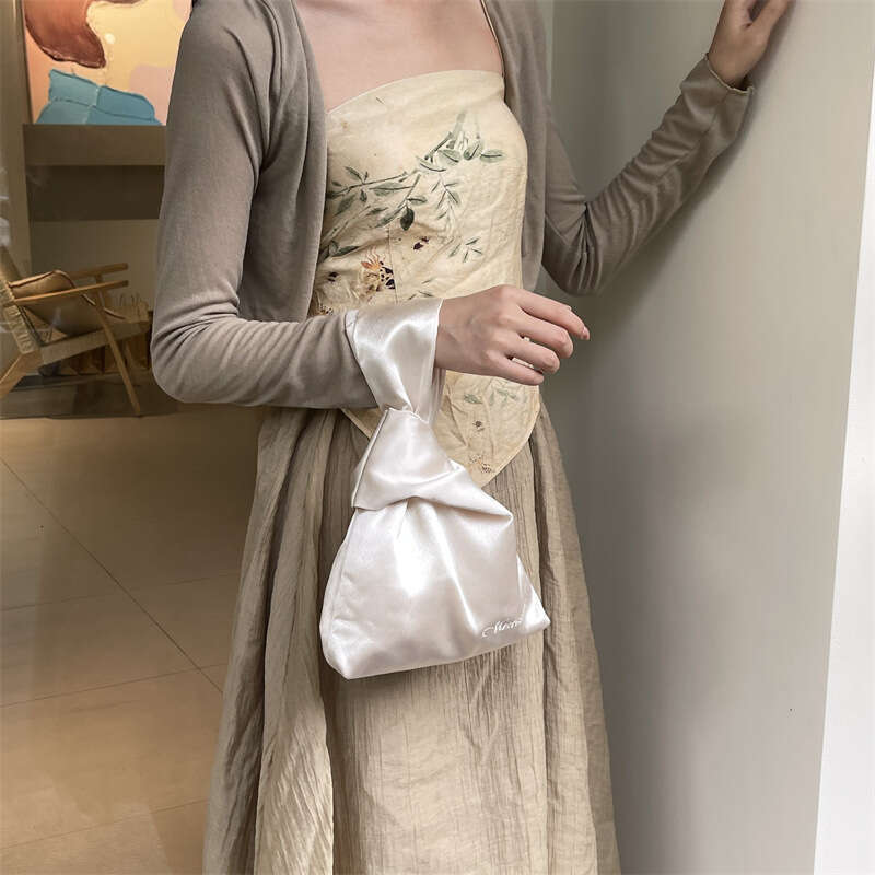 Dinner Bag Ins Canvas For Women Artistic And Leisure Appearance Niche Handheld Bag High Quality Banquet Bag KQ