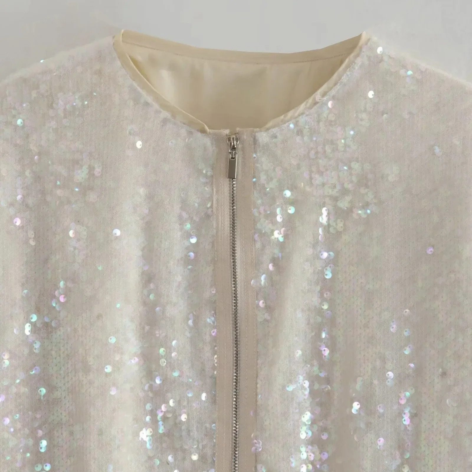 Womens fashionable round neck solid color sequin shorts casual lightweight open top dress party evening dress 250427