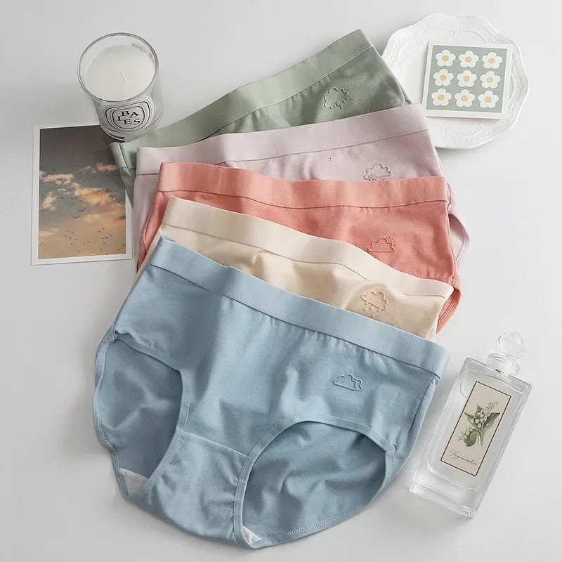 Childrens Underpants Daily Solid Pure Cotton Youngs Underwear Big Triangle Four Corner Student Shorts Maiden Girls 3 Pack 250508