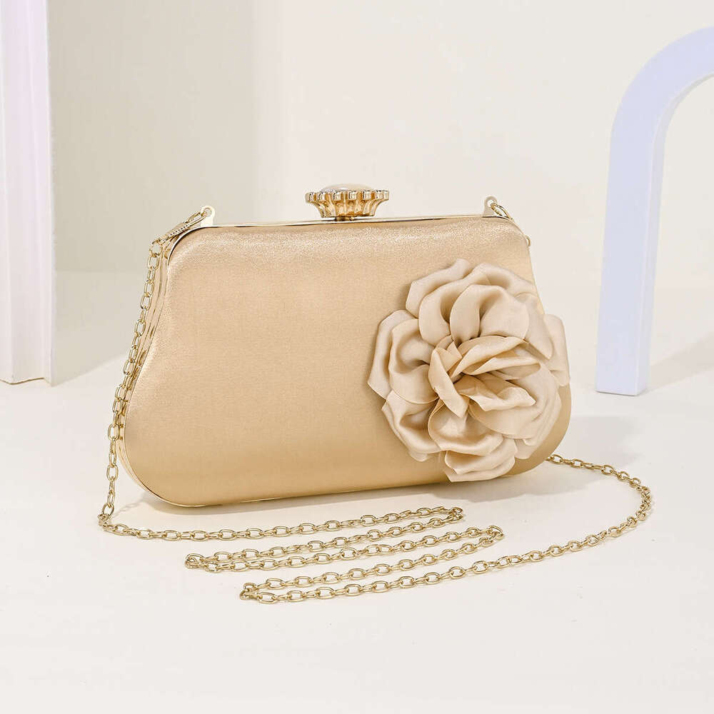Dinner Bag Dinner Bag New Silk Flower Dinner With Temperament One Shoulder Diagonal Cross Niche Design Hand Held Dress Evening Bag KQ KQ