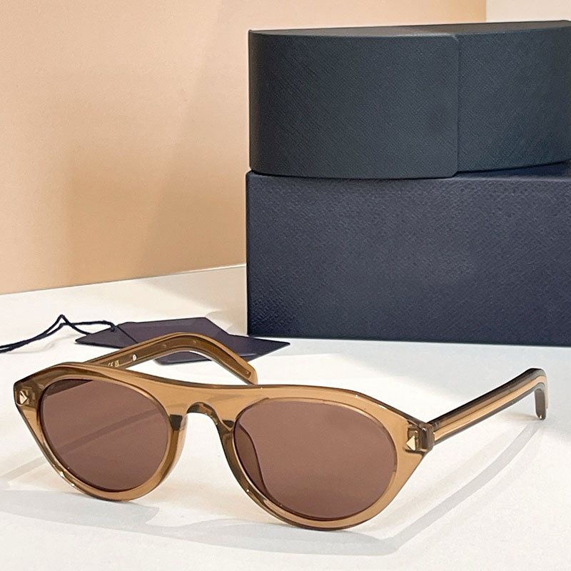 Fashion Women with the iconic metal plain SPR B15 designer triangle rivet decoration outdoor Womens aesthetic sunglasses UV400 protection