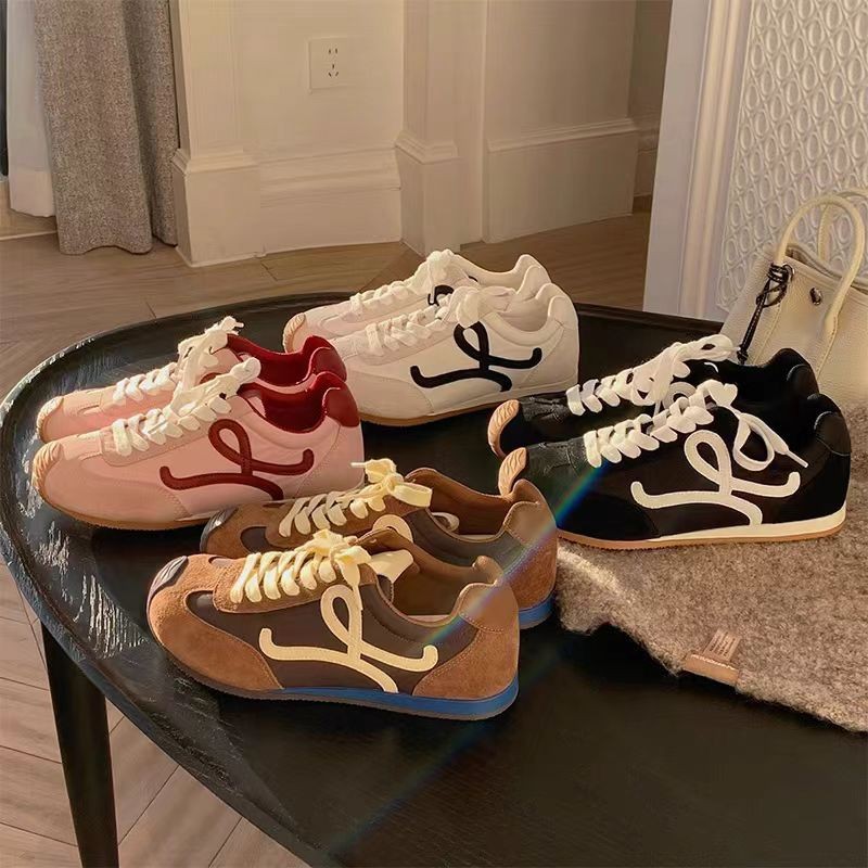 Free shipping 2025 new hot designer Casual shoes for woman flat sneakers white sport outdoor training womens shoes Pink yellow blue red