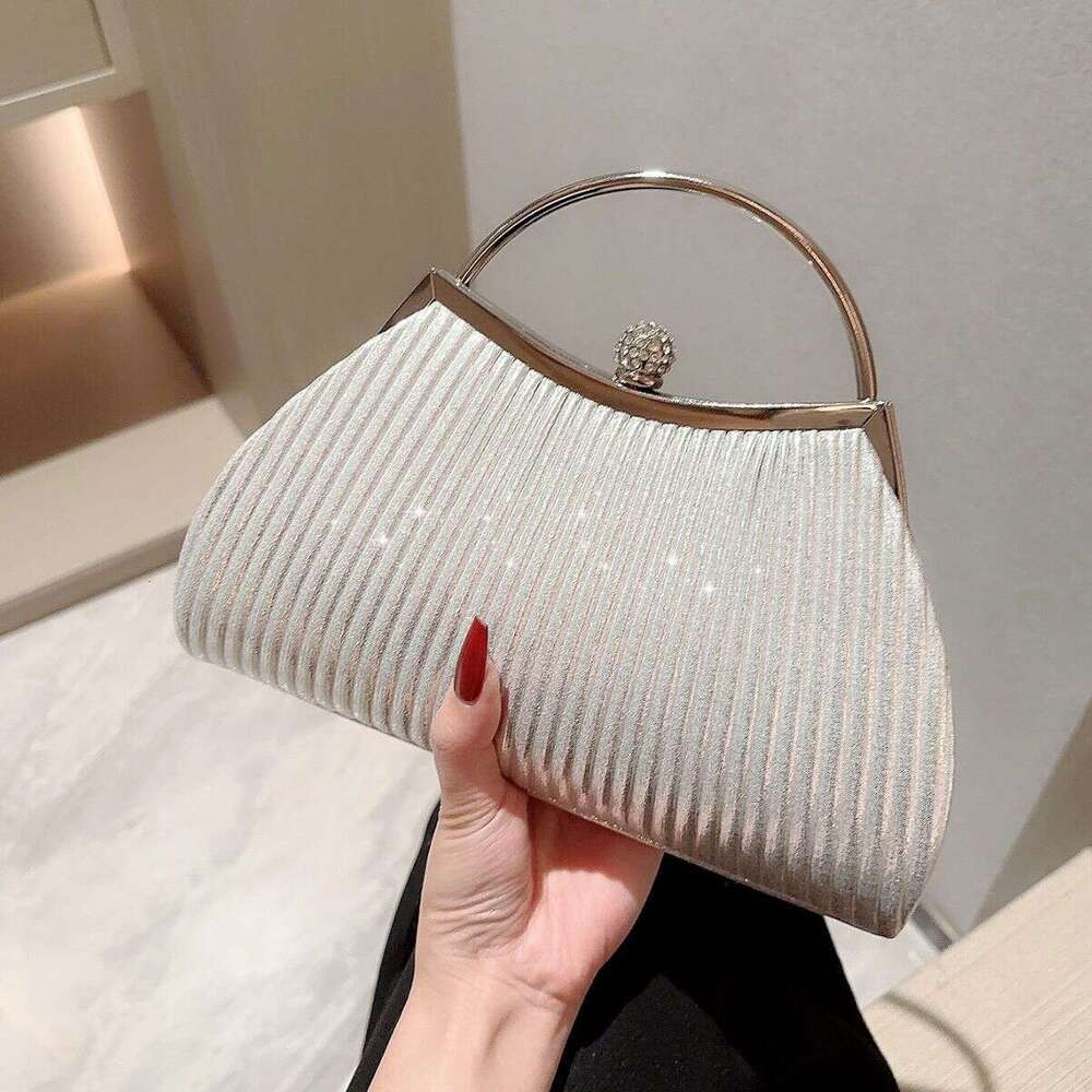 Dinner Bag Dinner Bag New Wrinkled Handbag Women S Dinner With Diamond Embedding Dress For Celebrity Qipao Banquet KTV Princess Bag KQ KQ