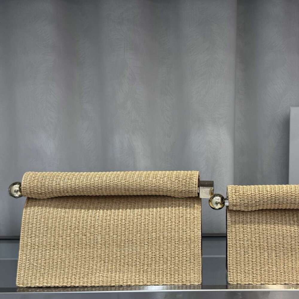 2025 New Summer Straw Sheepskin Vacation Style Handheld Chain Shoulder Crossbody Metal Curled Edge Folding Sculpture Bag