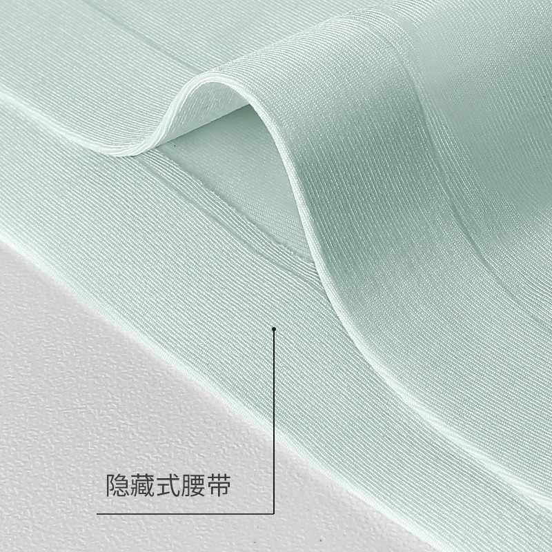 Mens ice silk underwear sports mens summer thin boxer extended wearresistant legs trackless running fast drying B 250430Z