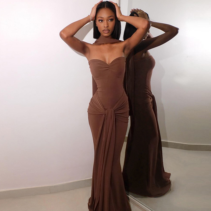 Wind 2025 Spring New Womens Personalized Scarf Collar Slimming Twisted Strap strapless Dress Set for Women