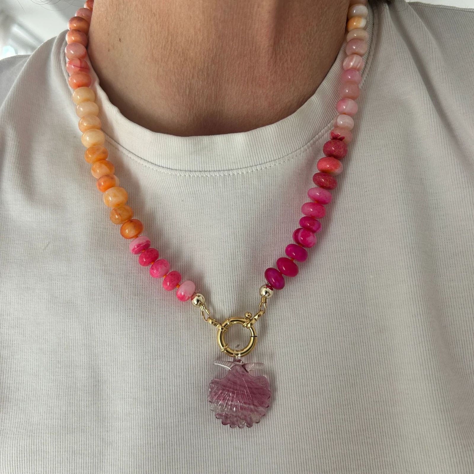 Fashion high-end jewelry natural stone beads opal rainbow stone eyes heart-shaped necklace womens jewelry womens necklace free delivery 241021