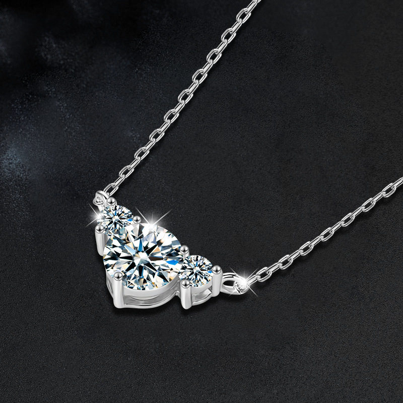 S925 Silver Moissanite Heart Necklace for Women, Versatile Elegant Pendant, Simple & Stylish Clavicle Chain Jewelry