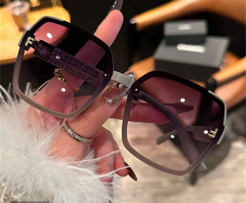 Designer Sunglasses Free Shipping 2025 New Fashionable Commuting Light Luxury Sunglasses Premium Texture Sunglasses for men women
