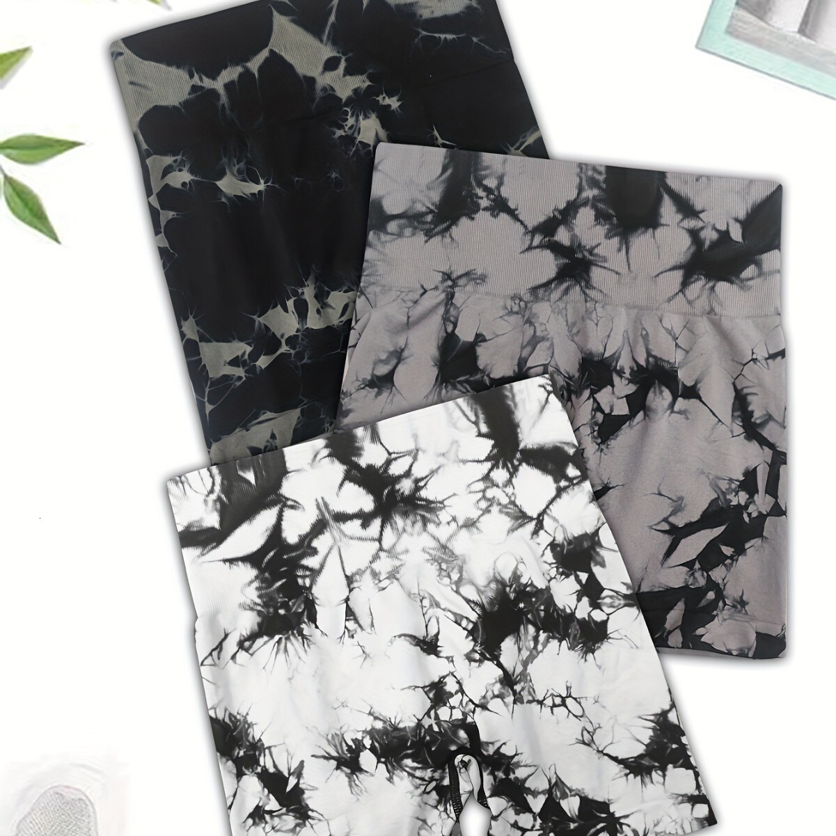 Seamless elasticity tie dye quick drying sports shorts for women's summer outdoor running and fitness, high waist slimming yoga pants